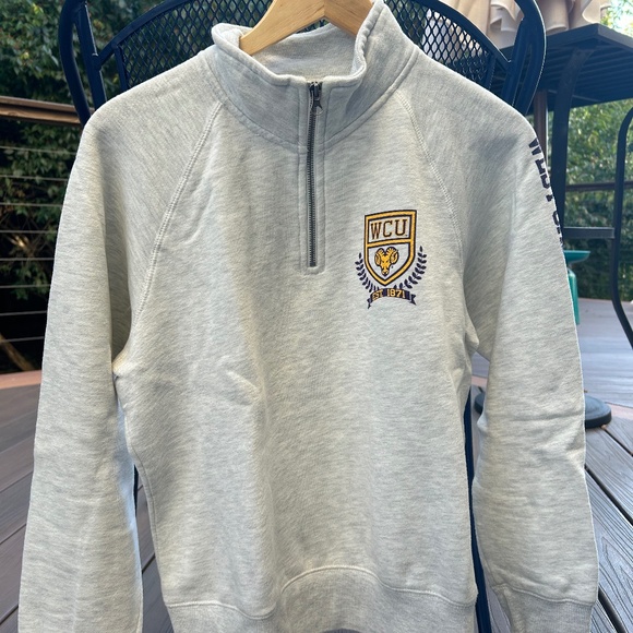 Blue 84 Tops - Like New Medium West Chester University Light Gray Quarter Zip
